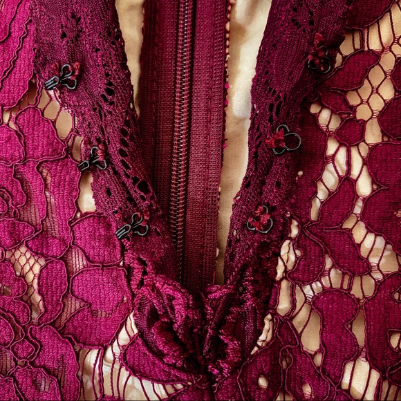 Lulu's Burgundy Long Sleeve Lace Dress Small NWOT! - Picture 9 of 15